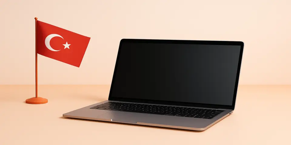 Modern laptop displaying analytics and business insights supporting IT growth in Turkey.